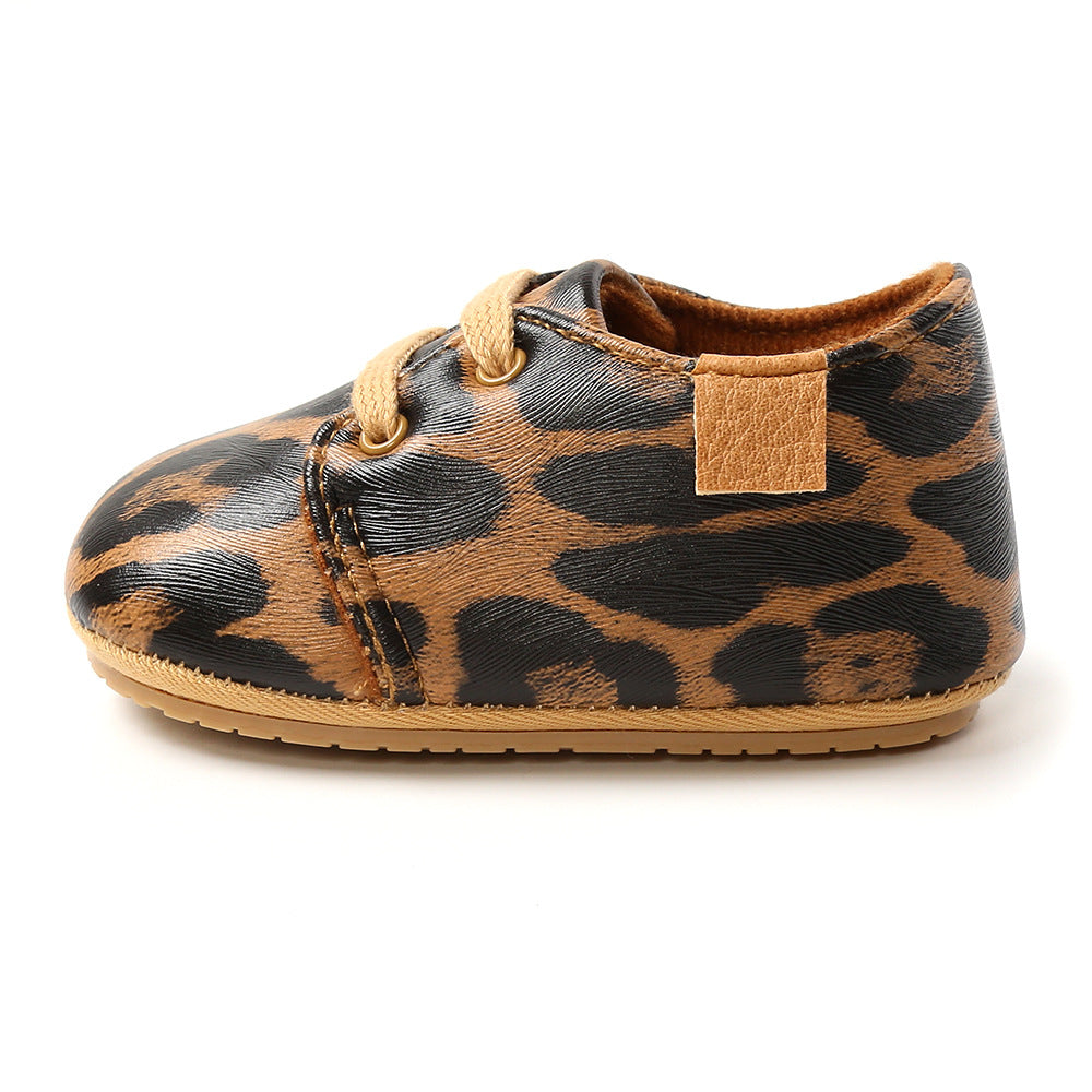 Soft sole antiskid walking shoes